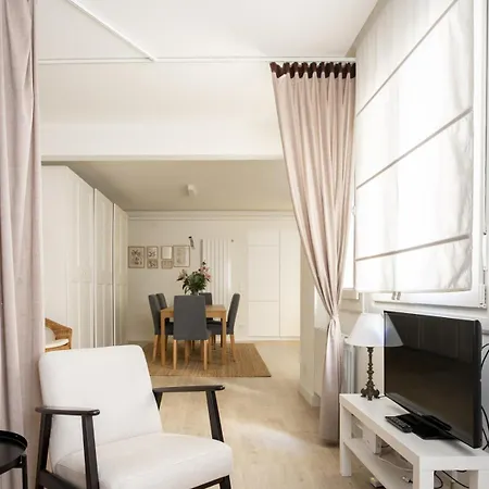 Apartamento Vargas 73. Apartment *